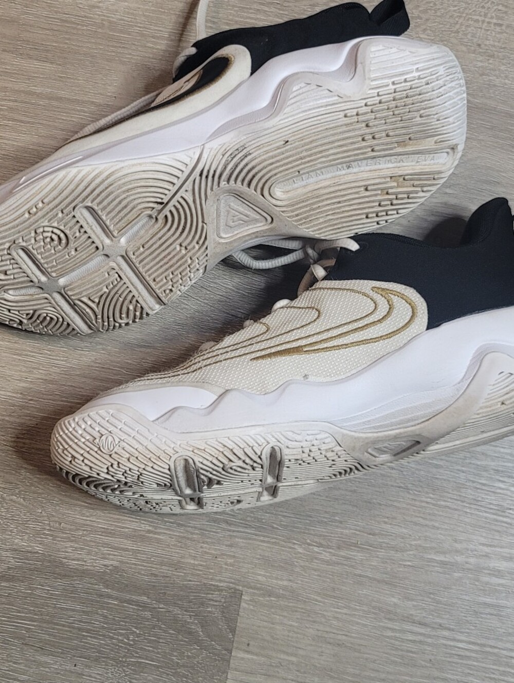 Nike Giannis Immortality 4 Sneakers In Champion 5Y - Picture 8 of 9
